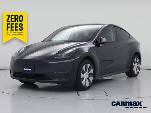 Gray 2024 Tesla Model Y Long Range