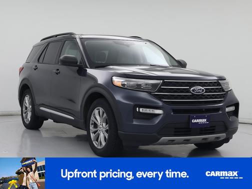 Blue 2023 Ford Explorer XLT
