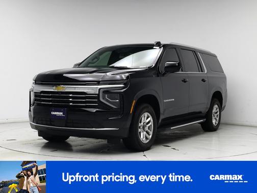 2025 Chevrolet Suburban LT