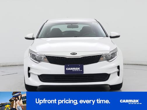 White 2016 Kia Optima LX