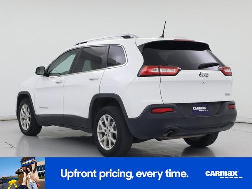 White 2017 Jeep Cherokee Latitude