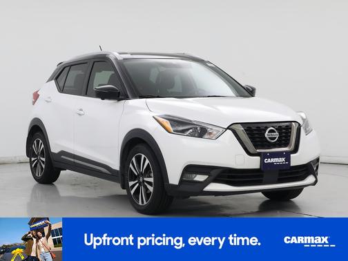 2020 Nissan Kicks SR