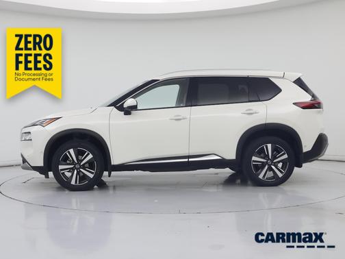 White 2021 Nissan Rogue Platinum