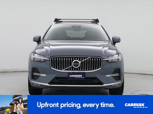 2023 Volvo XC60 B5 Plus Bright Theme