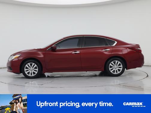 Red 2018 Nissan Altima S