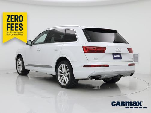White 2017 Audi Q7 Prestige