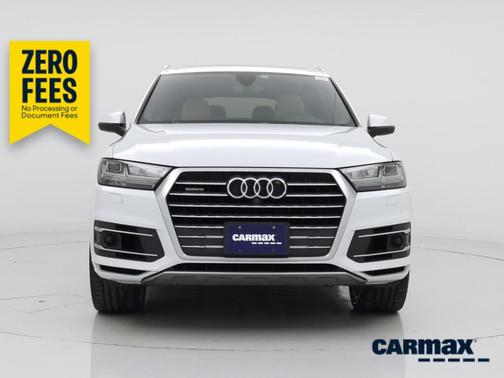 White 2017 Audi Q7 Prestige