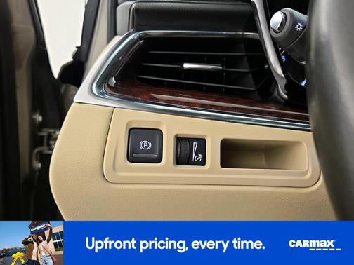 Gray 2019 Cadillac XT5 Luxury