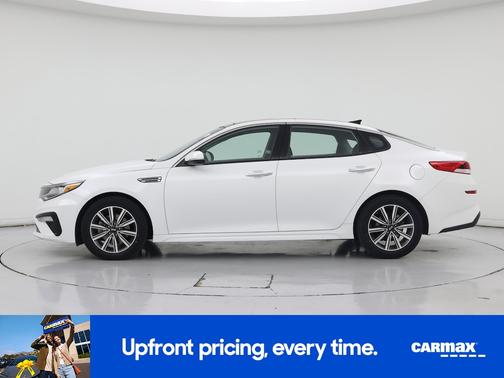 White 2019 Kia Optima LX