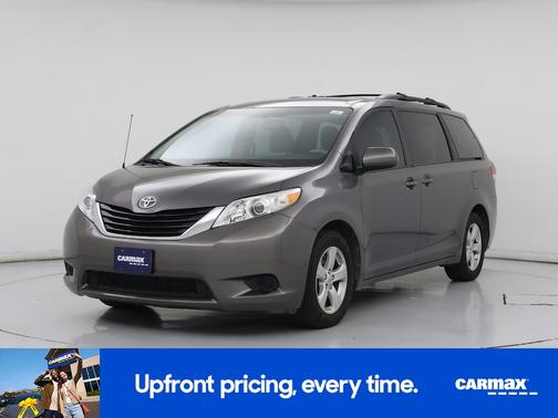 2014 Toyota Sienna LE