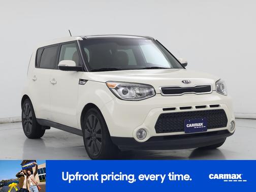 White 2015 Kia Soul !