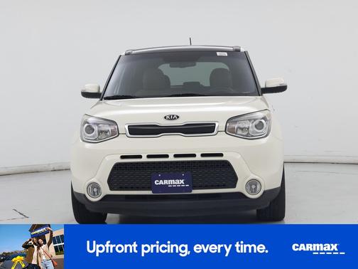 White 2015 Kia Soul !