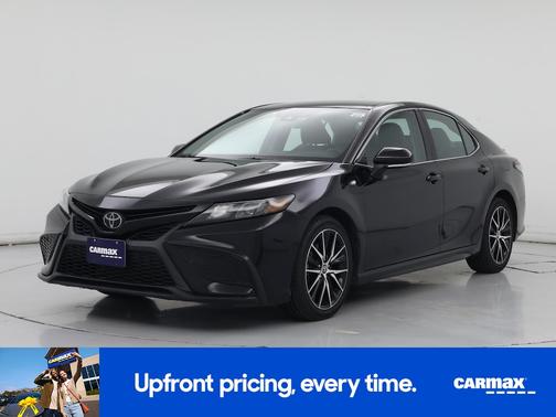 Black 2024 Toyota Camry SE