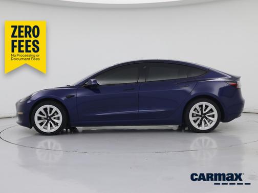Blue 2022 Tesla Model 3