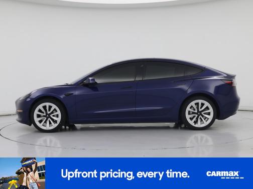 Blue 2022 Tesla Model 3