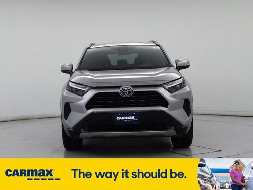 2023 Toyota RAV4 Hybrid SE