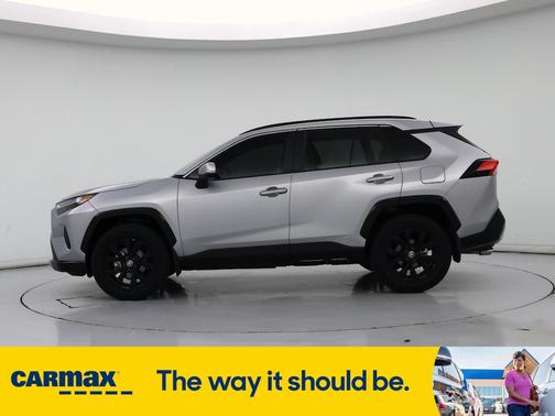 2023 Toyota RAV4 Hybrid SE