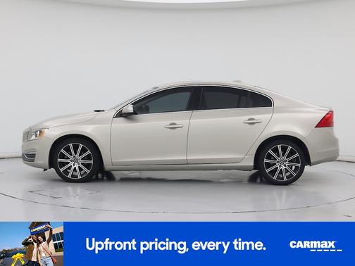 Tan 2018 Volvo S60 T5 Inscription