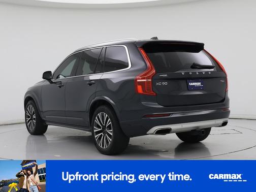 2021 Volvo XC90 T6 Momentum