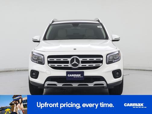 White 2022 Mercedes-Benz GLB 250