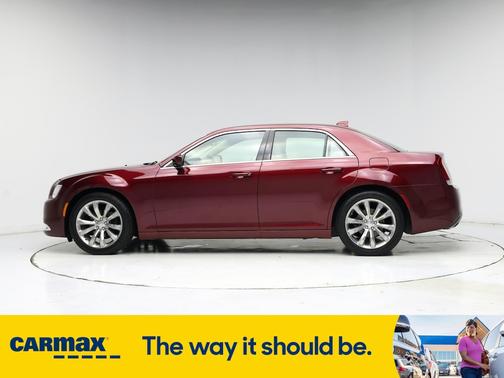 2019 Chrysler 300 Touring L