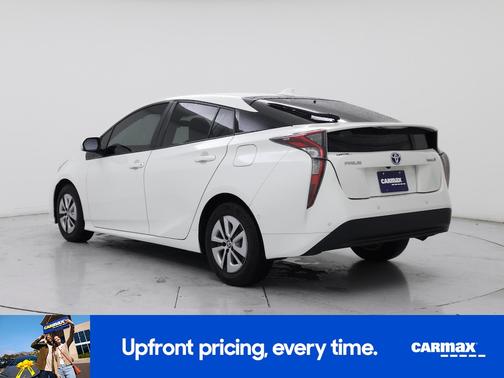 White 2017 Toyota Prius Two