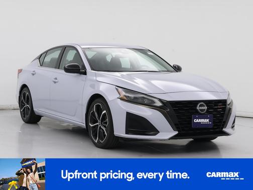 2023 Nissan Altima SR