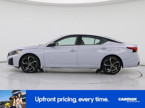 2023 Nissan Altima SR