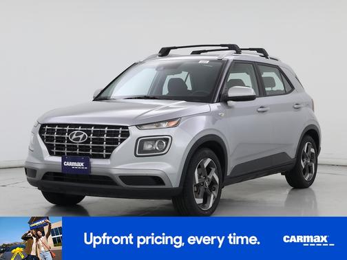 2022 Hyundai VENUE SEL
