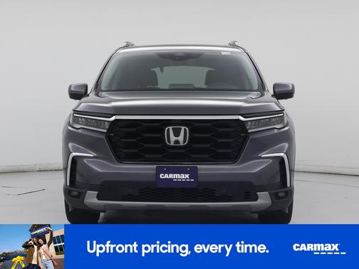 Gray 2025 Honda Pilot Elite