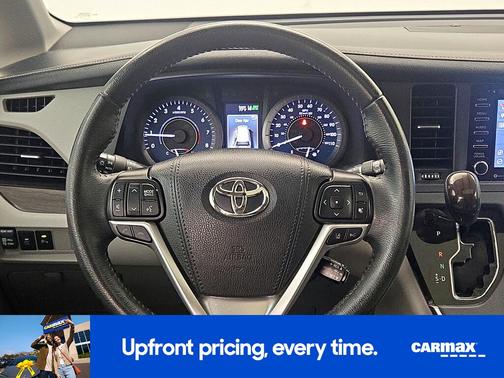 2020 Toyota Sienna XLE Premium
