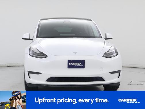 White 2023 Tesla Model Y Long Range