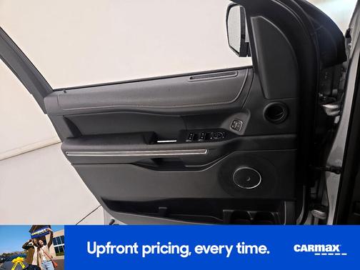 Silver 2024 Ford Expedition XLT