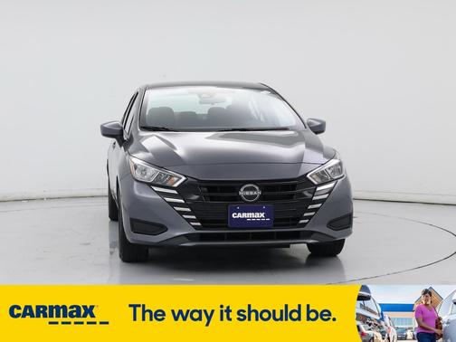 2023 Nissan Versa SV