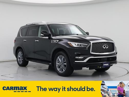 2023 INFINITI QX80 Luxe