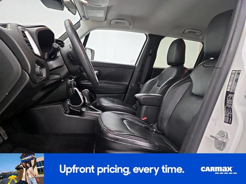 White 2019 Jeep Renegade Latitude