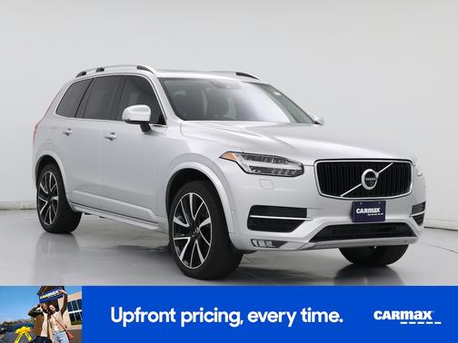 2018 Volvo XC90 T6 Momentum