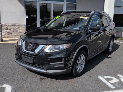 2018 Nissan Rogue SV