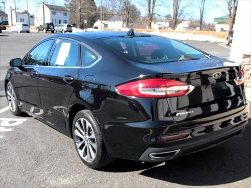 2020 Ford Fusion SE