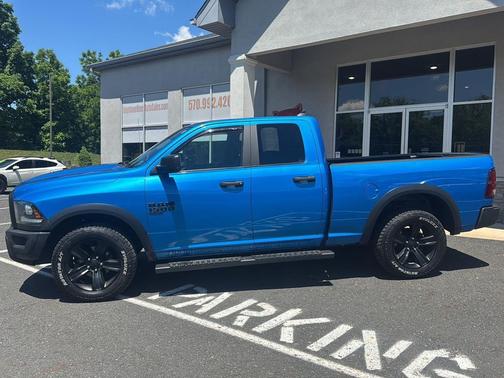 Hydro Blue Pearlcoat 2021 RAM 1500 Classic Warlock