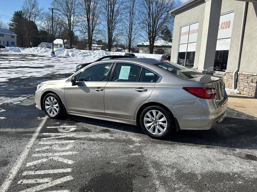 2017 Subaru Legacy Premium