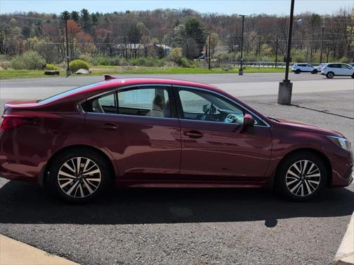 2018 Subaru Legacy Premium