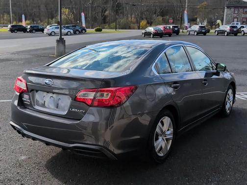 2018 Subaru Legacy Base