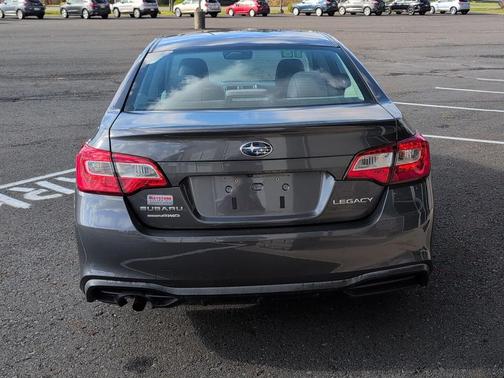 2018 Subaru Legacy Base