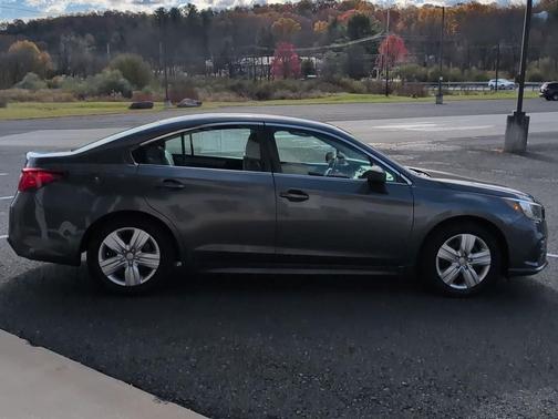 2018 Subaru Legacy Base