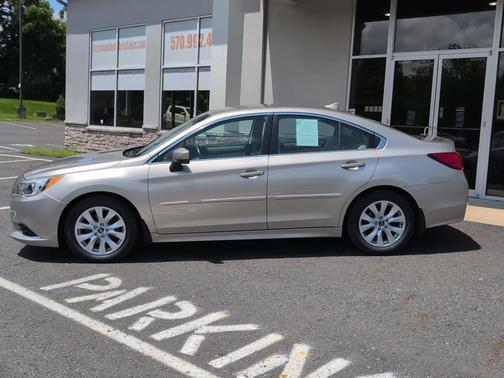2016 Subaru Legacy Premium