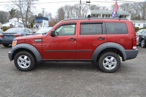 Photo 2 of 39 of 2007 Dodge Nitro SXT