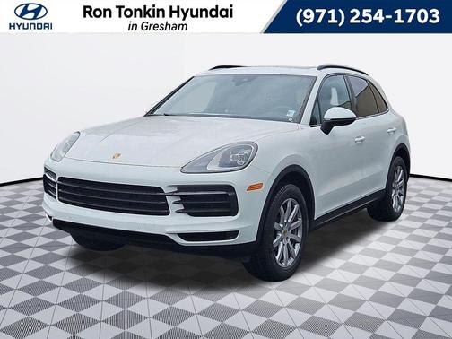 White 2021 Porsche Cayenne Base