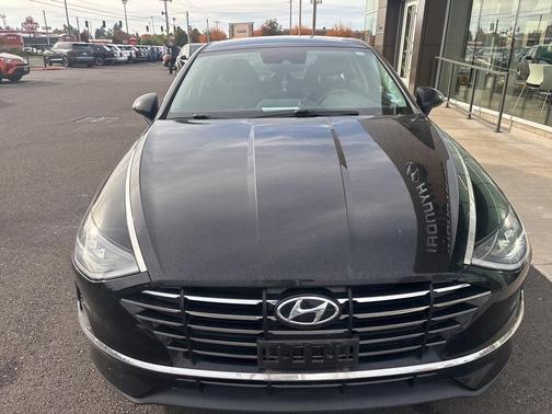 2023 Hyundai SONATA SE