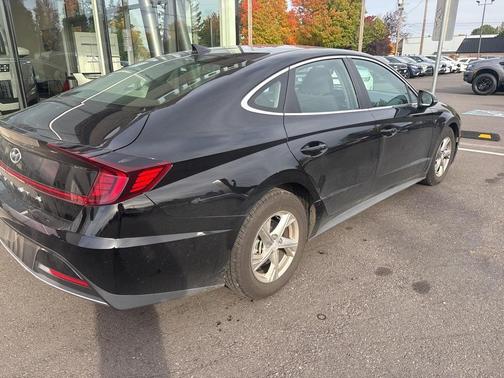 2023 Hyundai SONATA SE